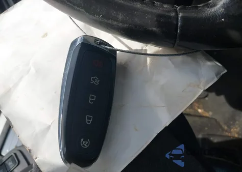 2013 Ford Taurus Limited z USA, uszkodzony, nr VIN 1FAHP2F86DG126535